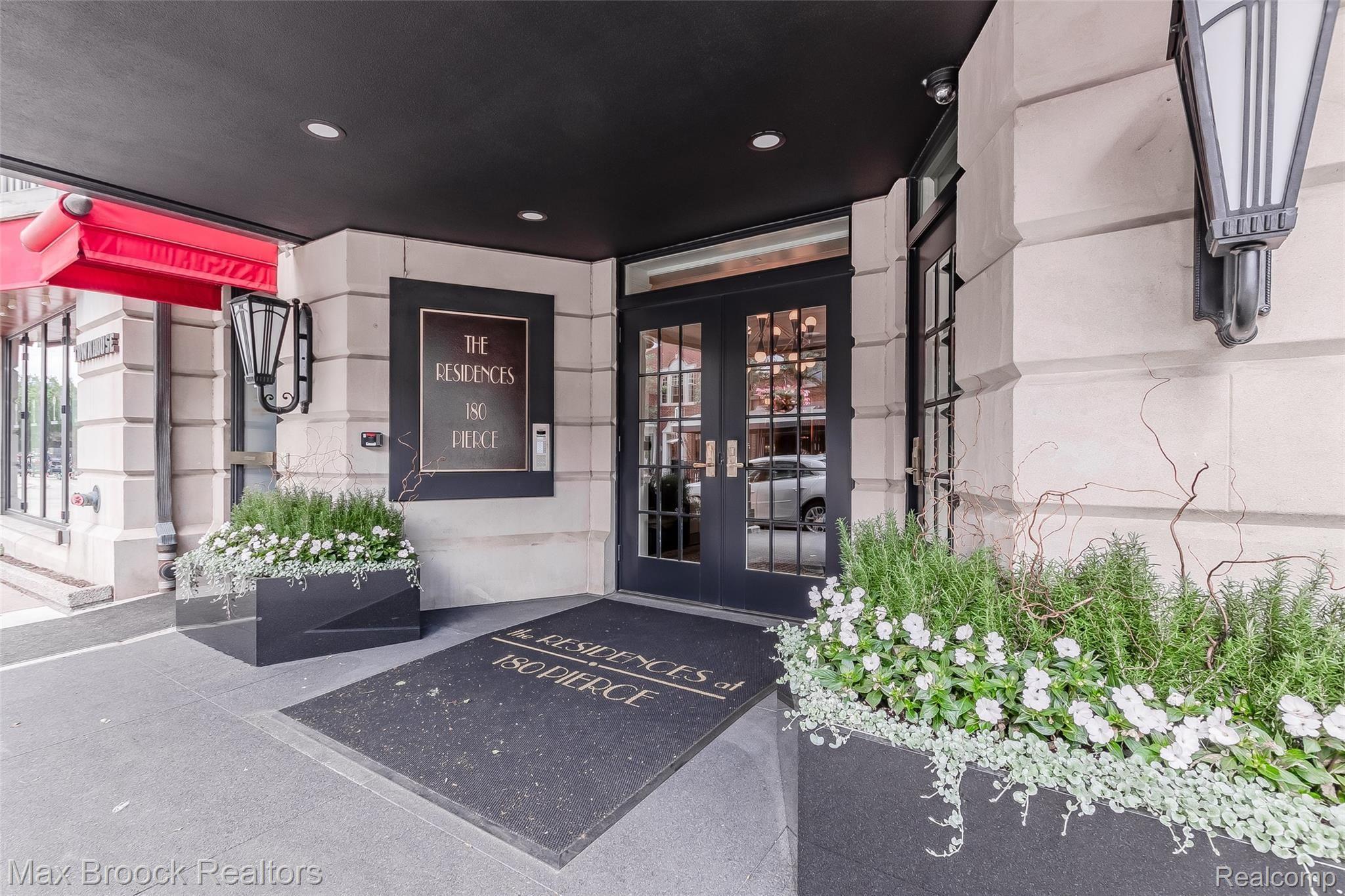 180 PIERCE ST UNIT 4
