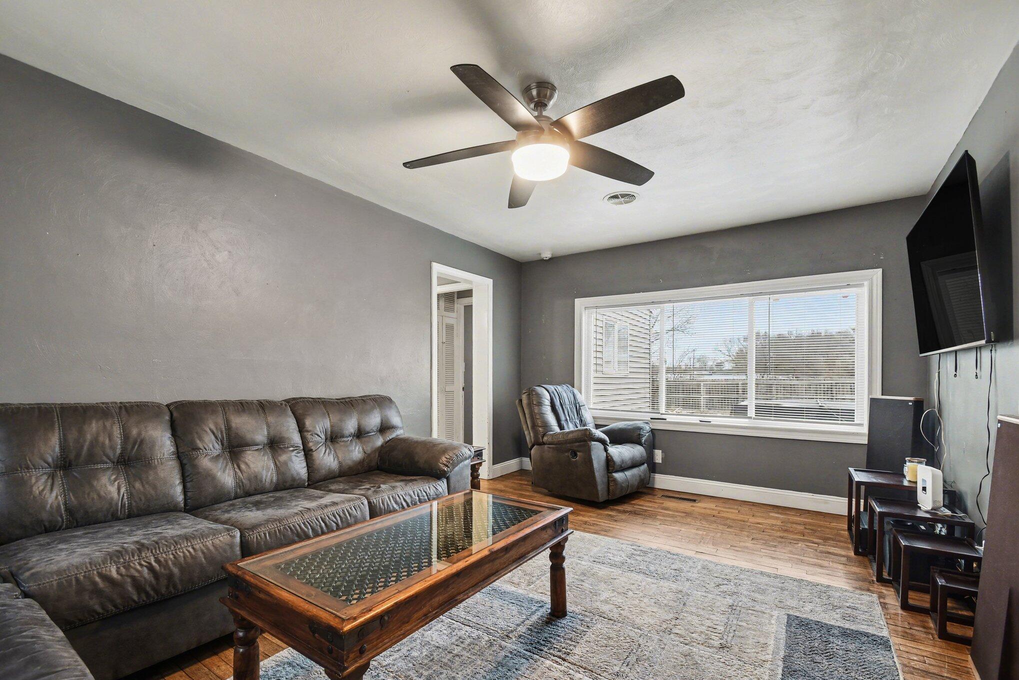 1109 State Line Road