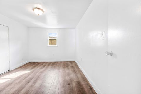 Tiny photo for 100 Wiltshire Avenue, Battle Creek City, MI 49015 (MLS # 64026006016)