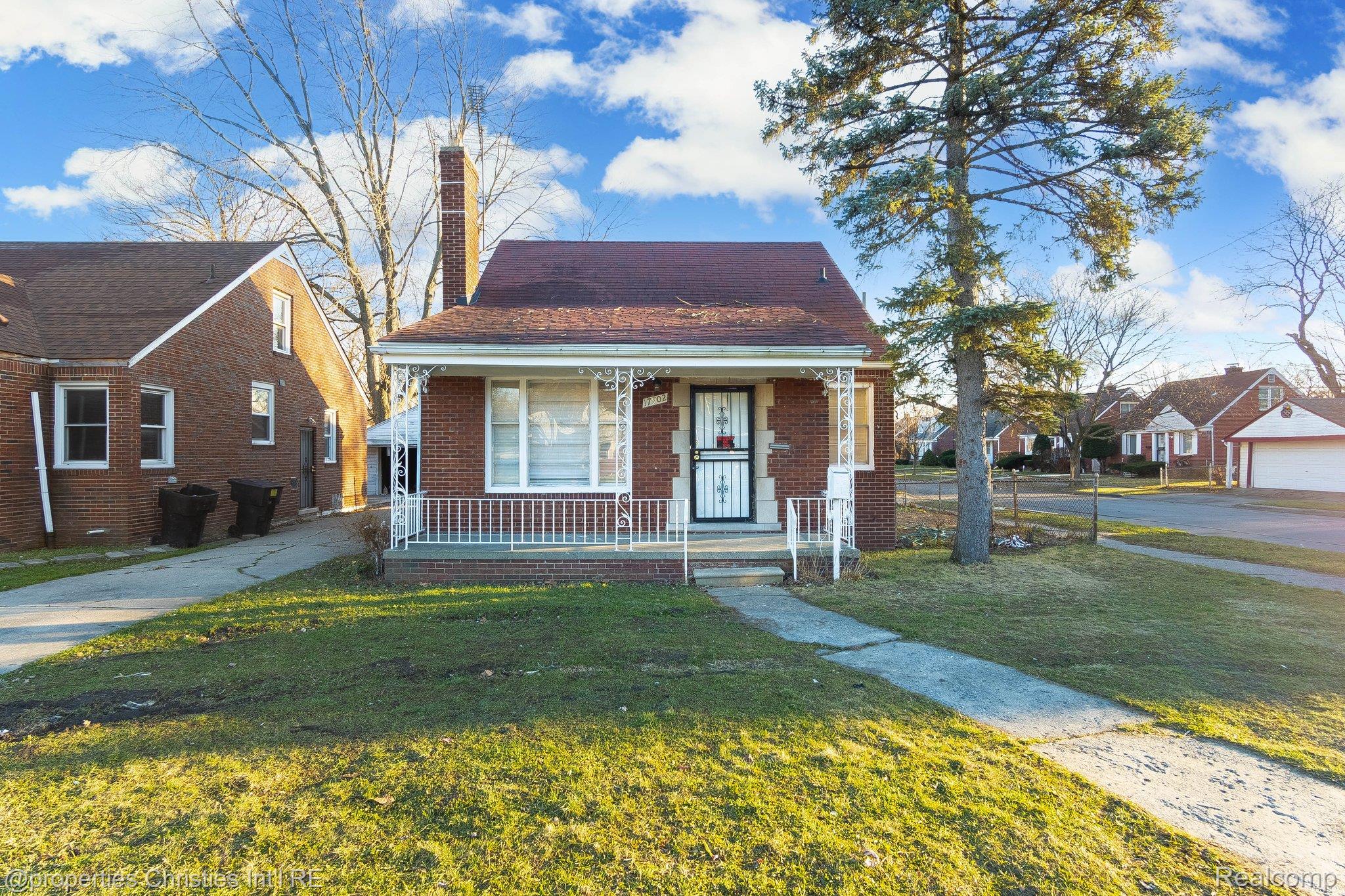 17902 Chester Street