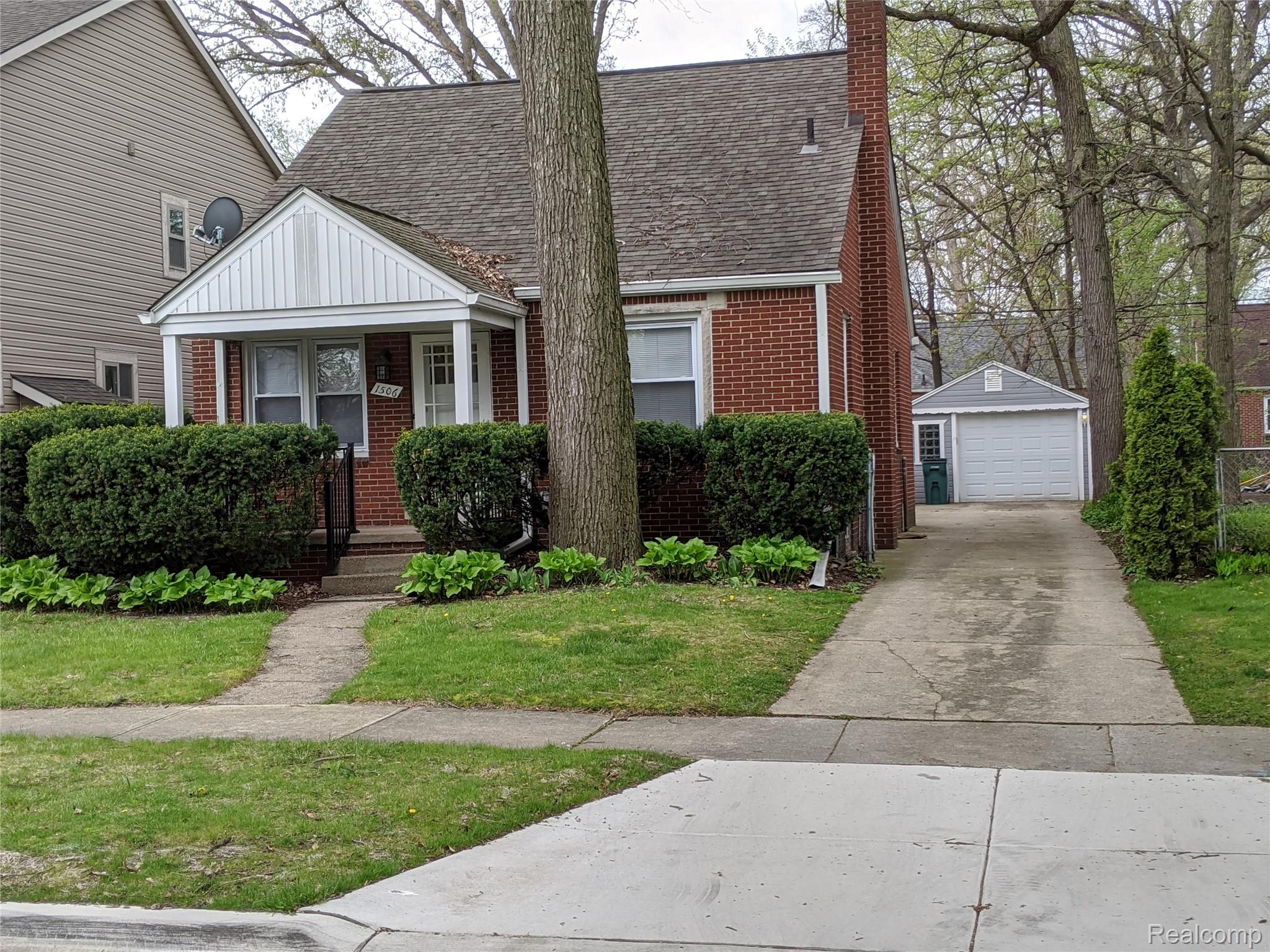 1506 ETOWAH Avenue