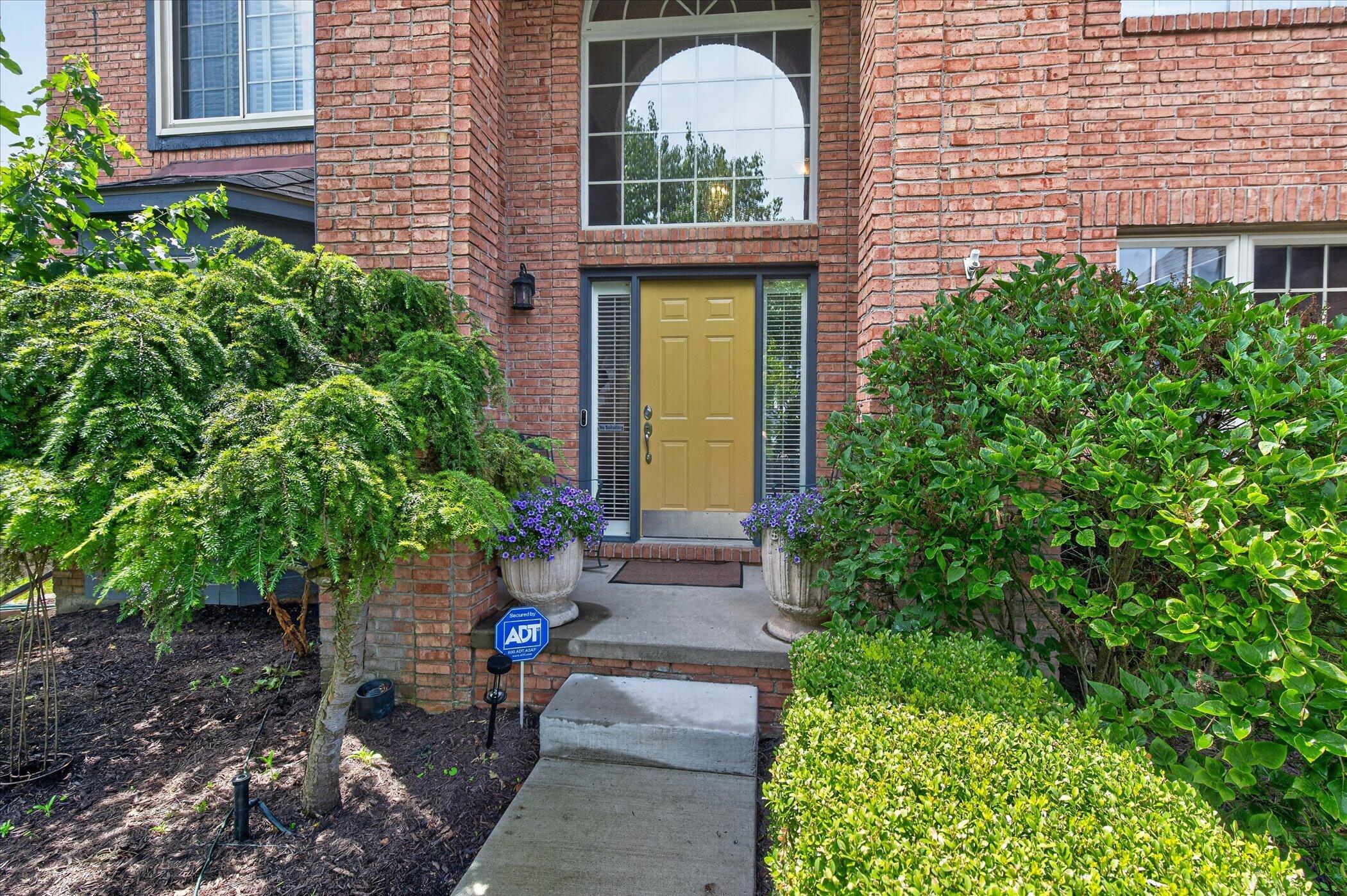 3238 Honeysuckle Drive