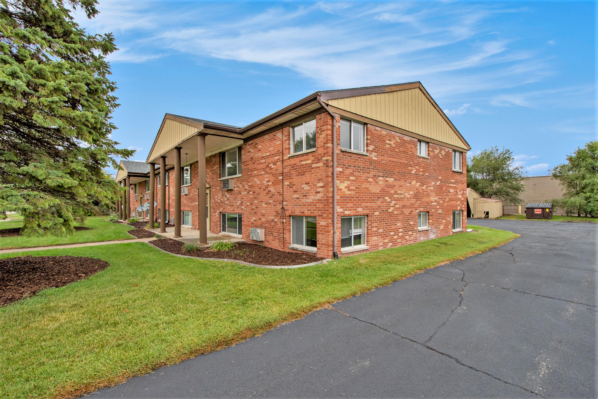 168 Valley Vista Drive SE