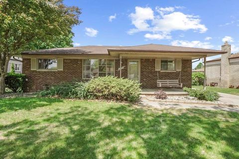 42763 MICHIGAN Drive Sterling Heights City Macomb MI 48313