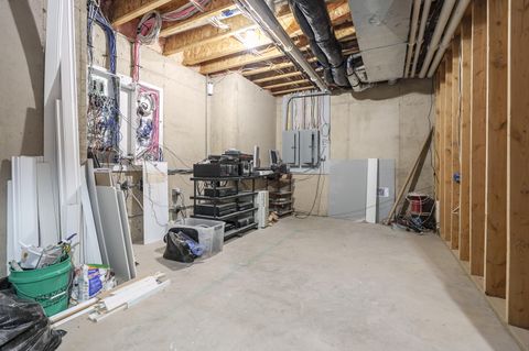listing image 42