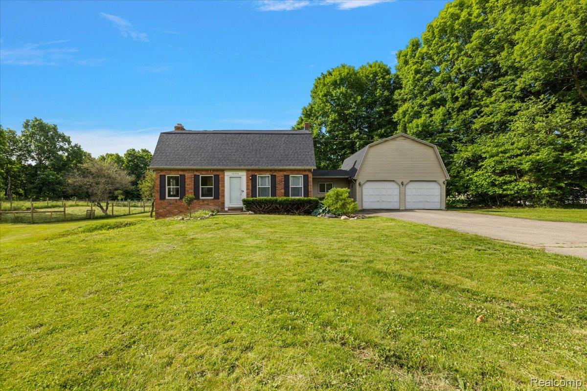 10324 Oakhill Road