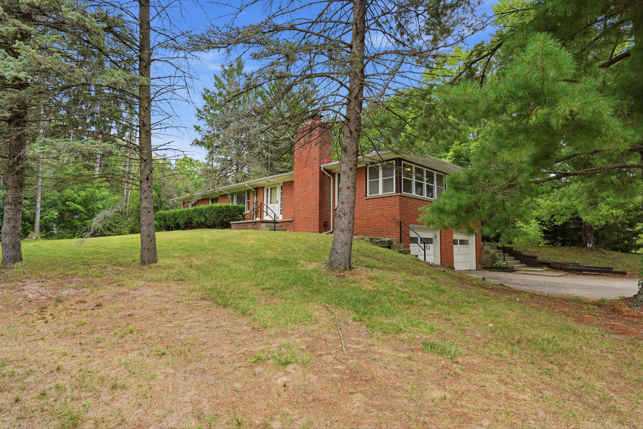 5035 Merritt Road