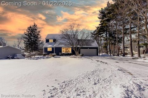 4188 Loch Drive Highland Charter Township MI 48357