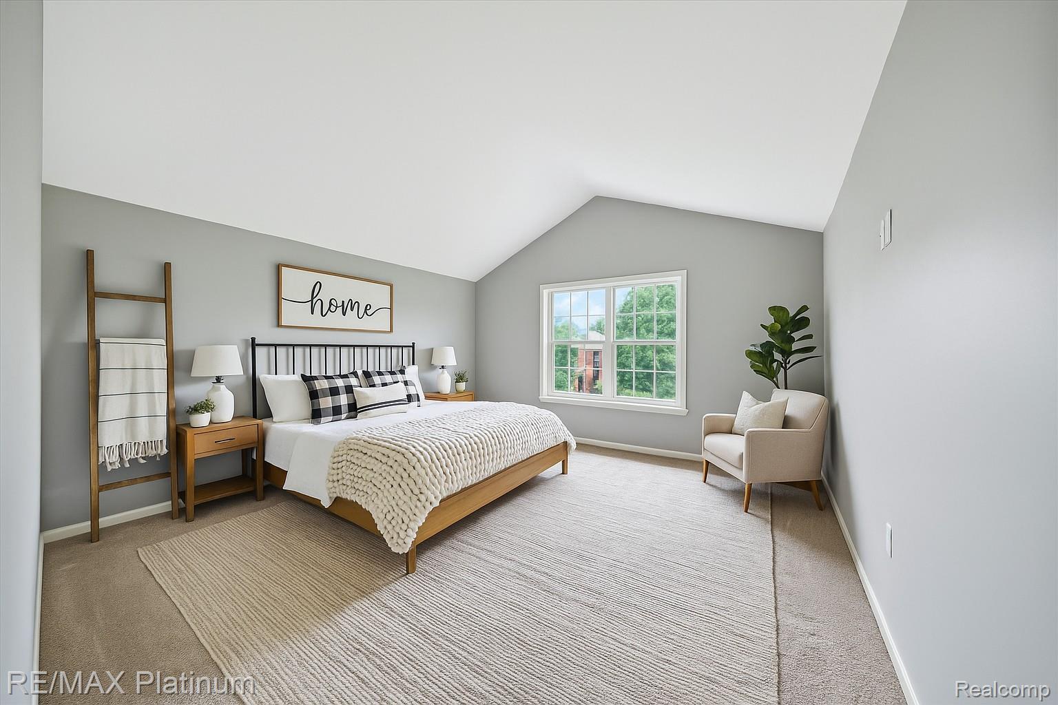 4300 Hampton Ridge