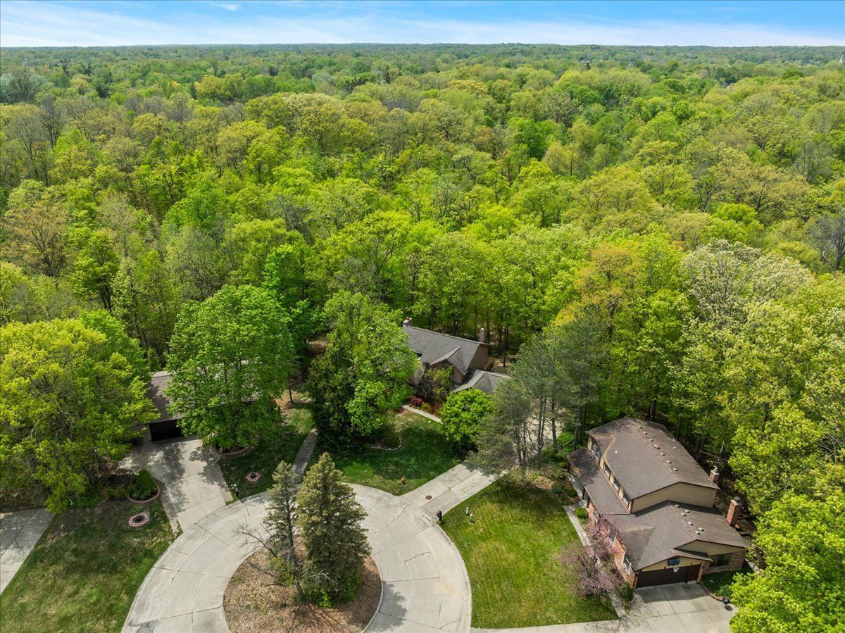 27690 Acorn Park Court Court
