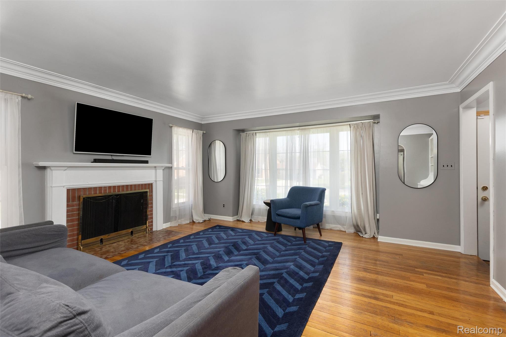 16971 Woodworth