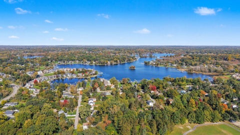 Tiny photo for 3330 Benstein Road, Commerce Charter Township, MI 48382 (MLS # 81026055821)