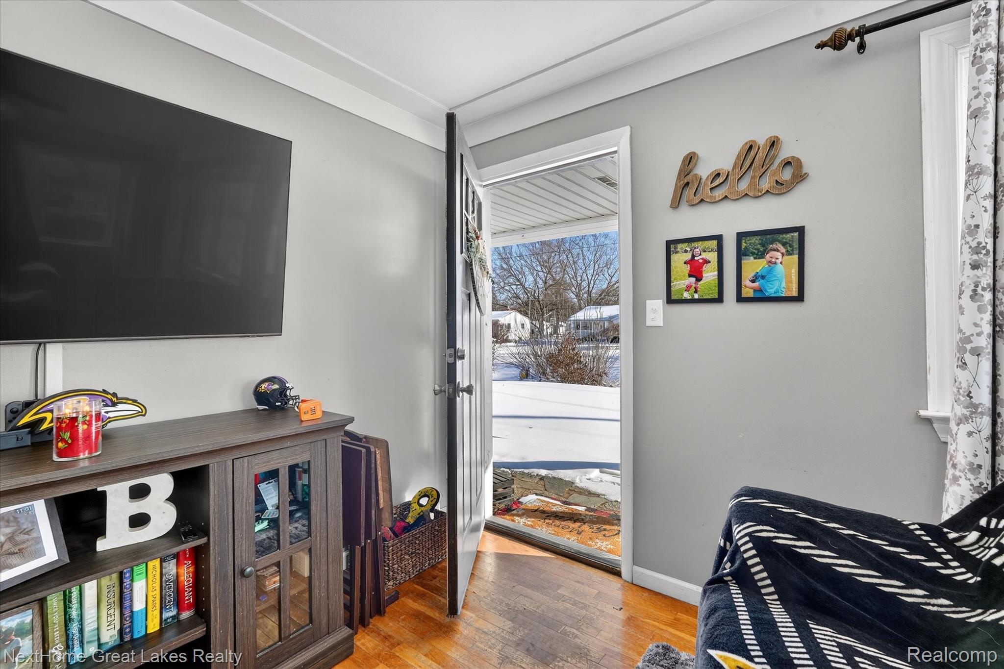 4444 Carmanwood Drive