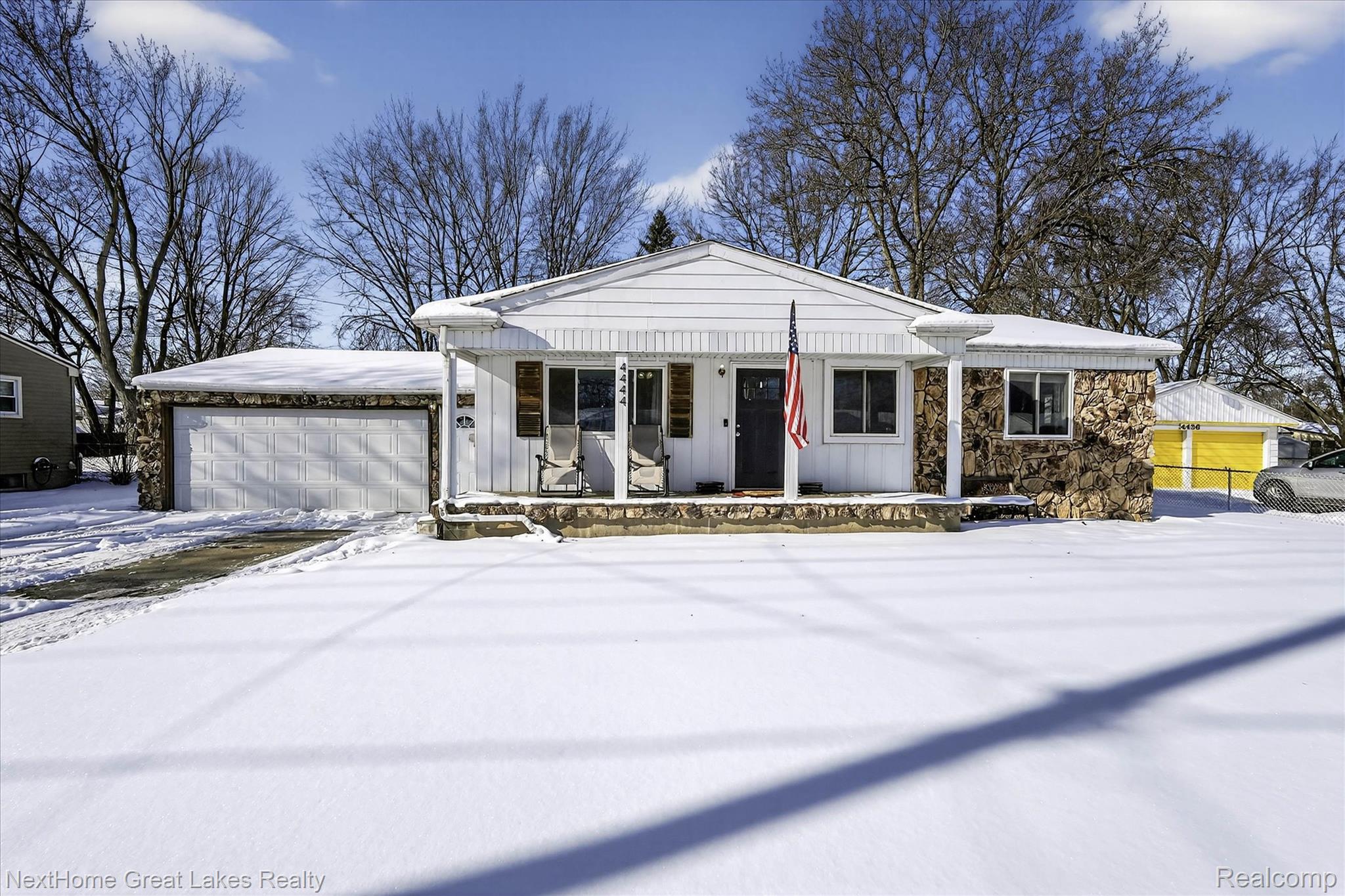 4444 Carmanwood Drive