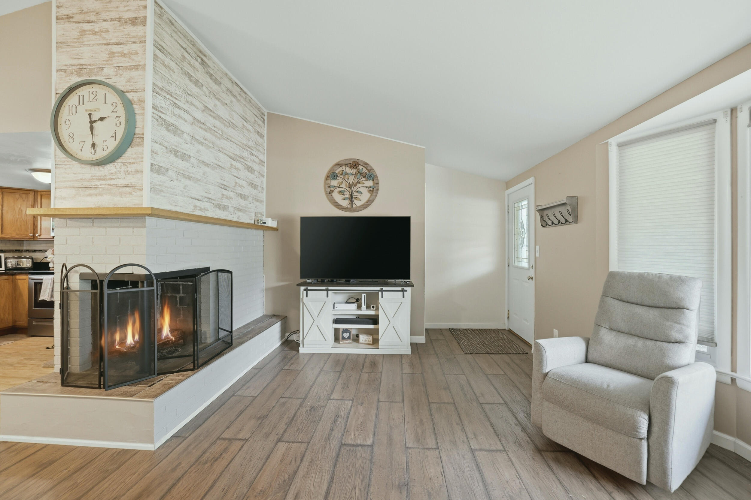 325 N 145th Avenue
