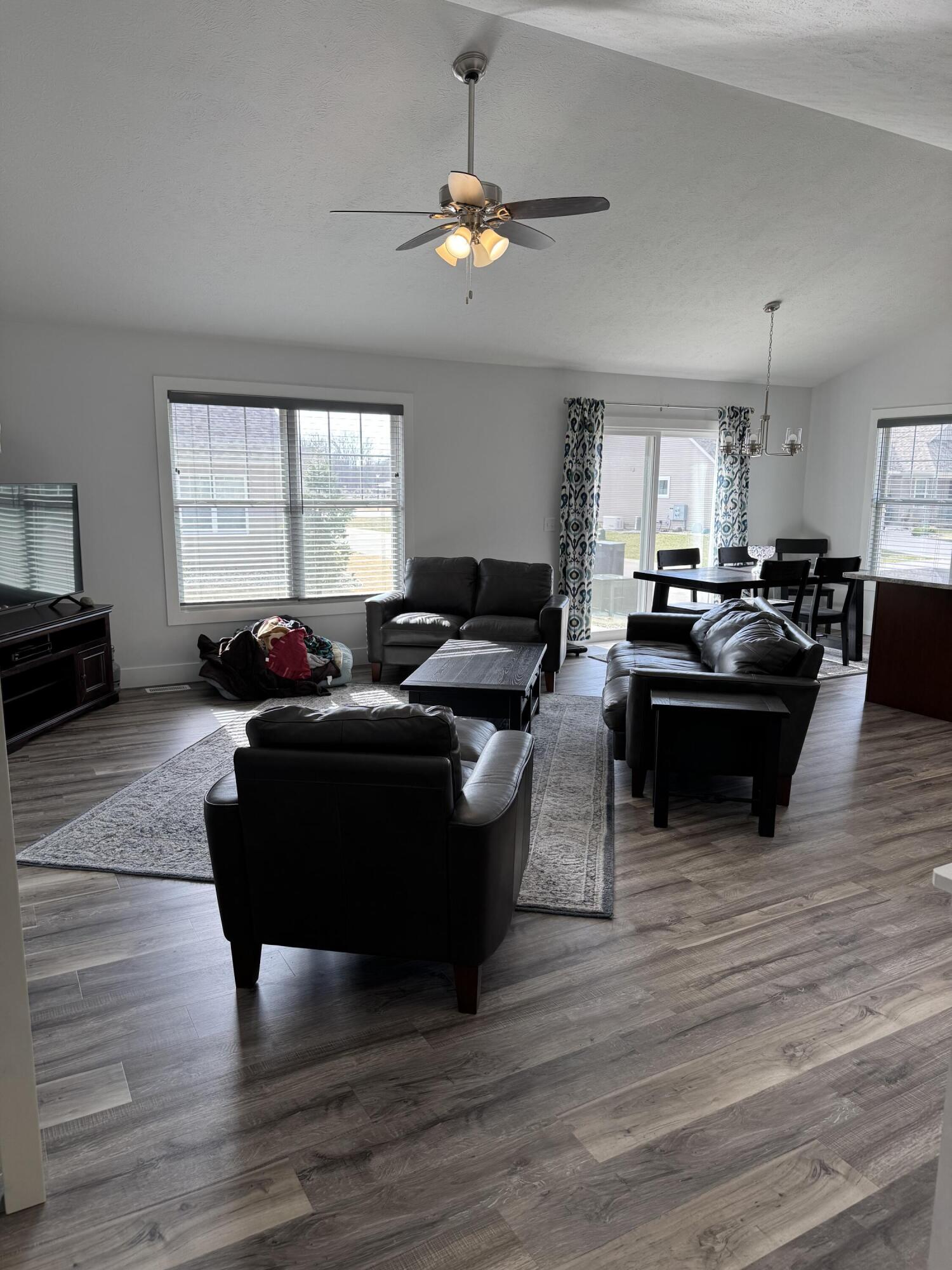 23589 Laurel Glen Avenue