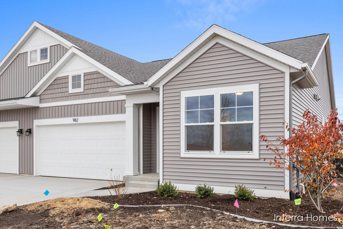 982 Scioto Drive NW 3