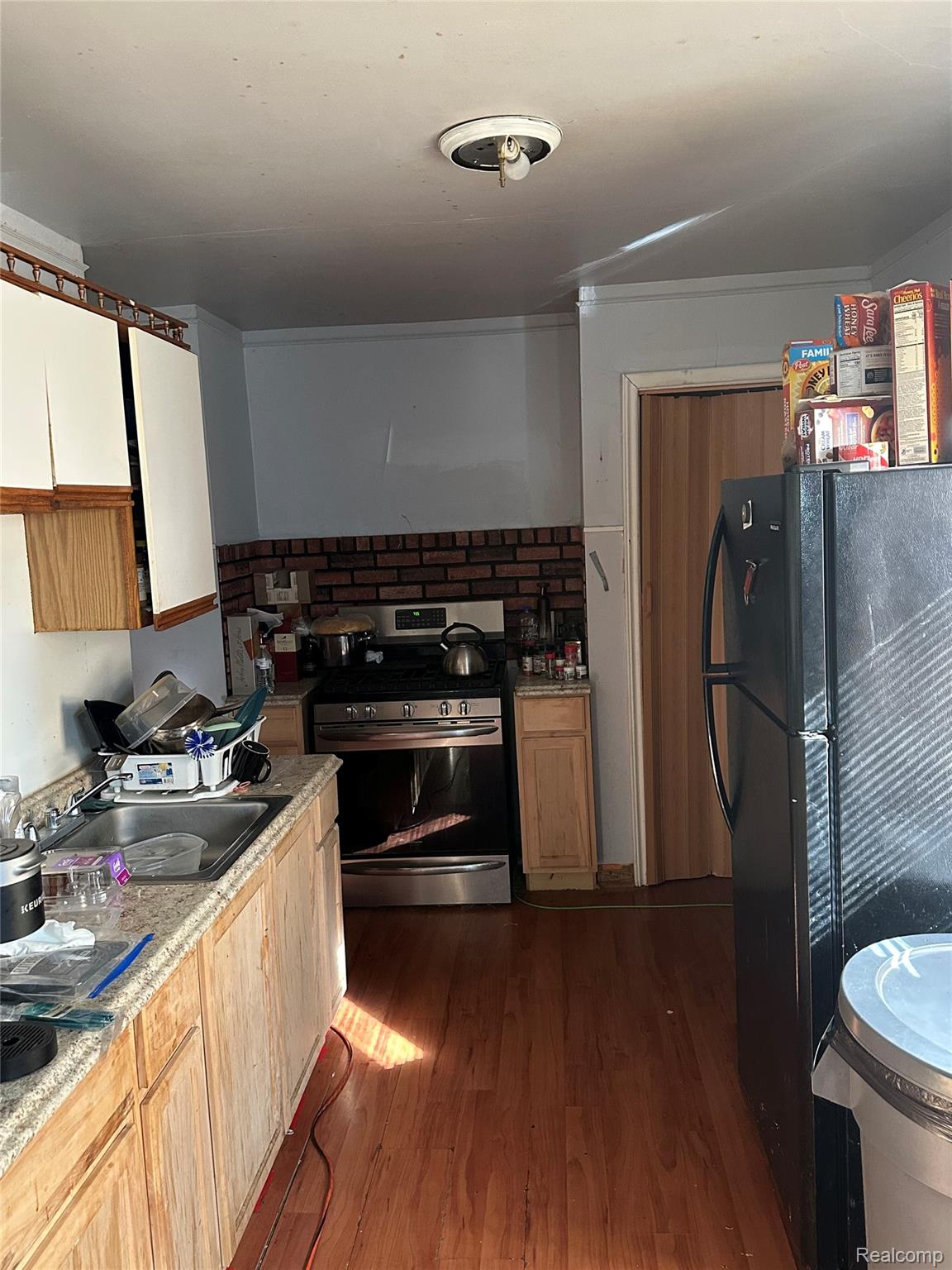 15886 E State Fair Street