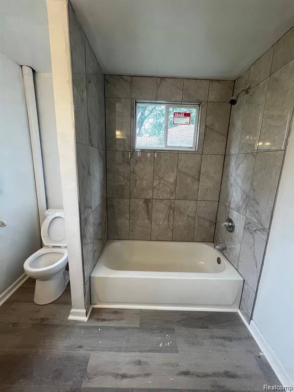 3319 Lakeview Street