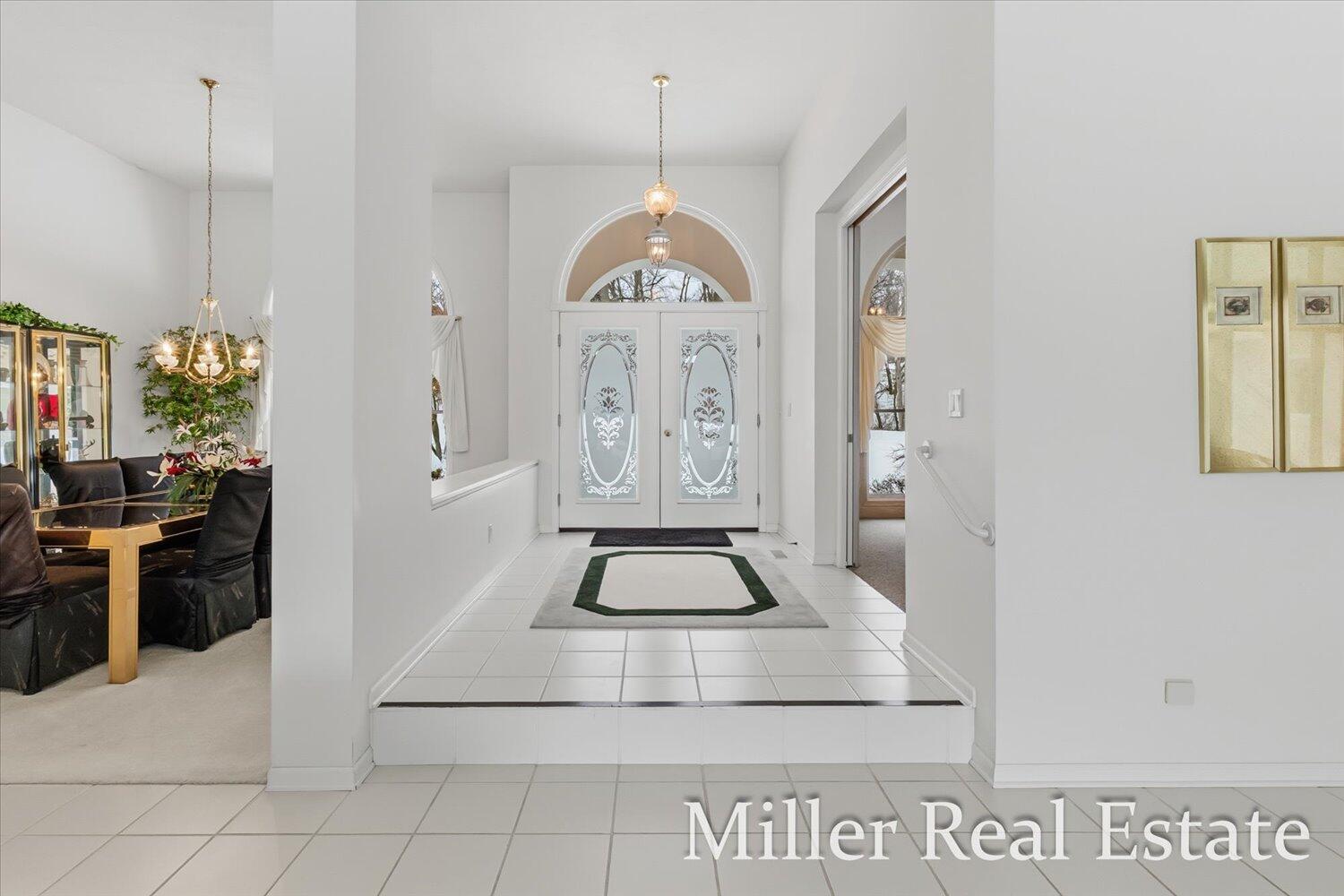 660 Indian Hills Drive