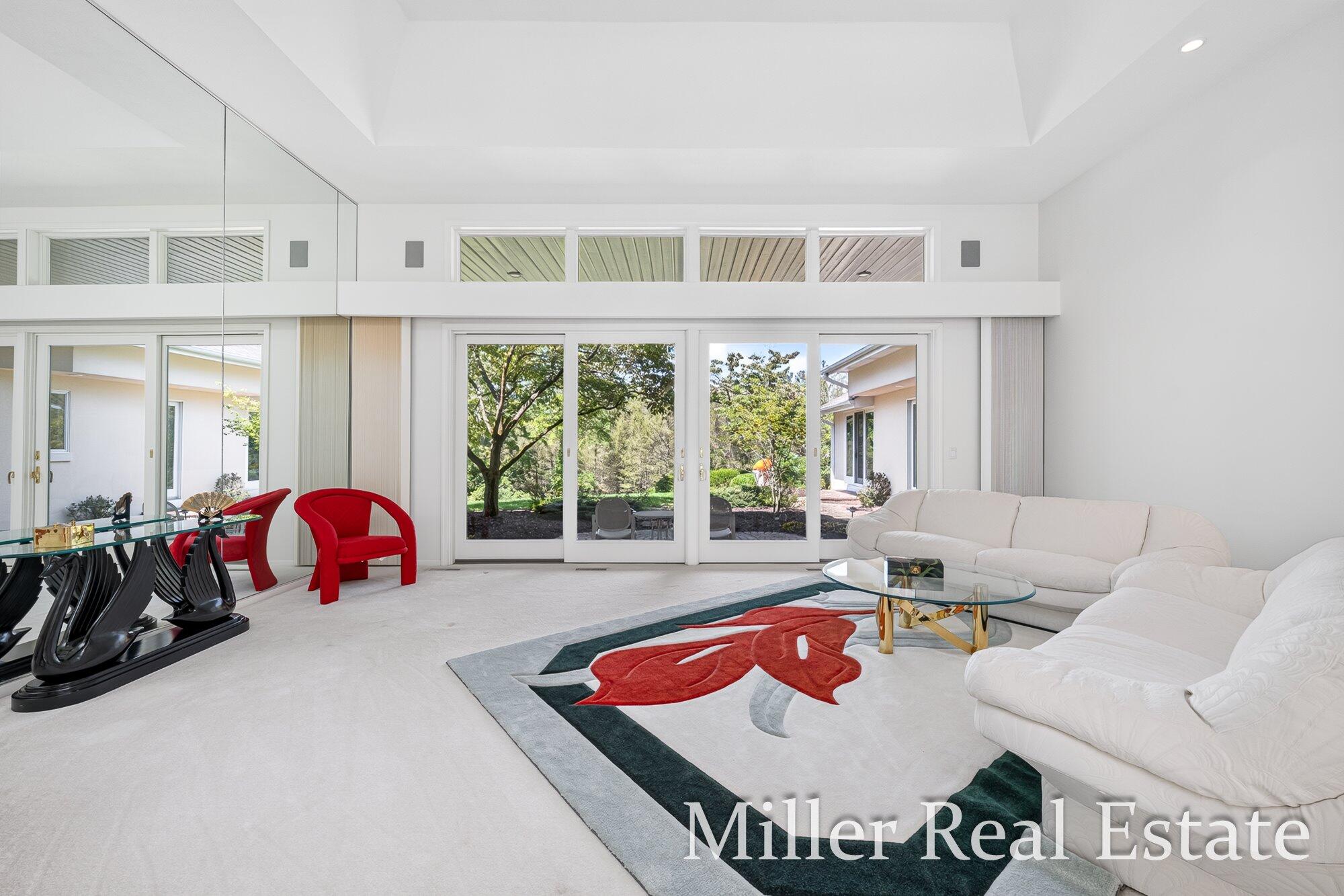 660 Indian Hills Drive