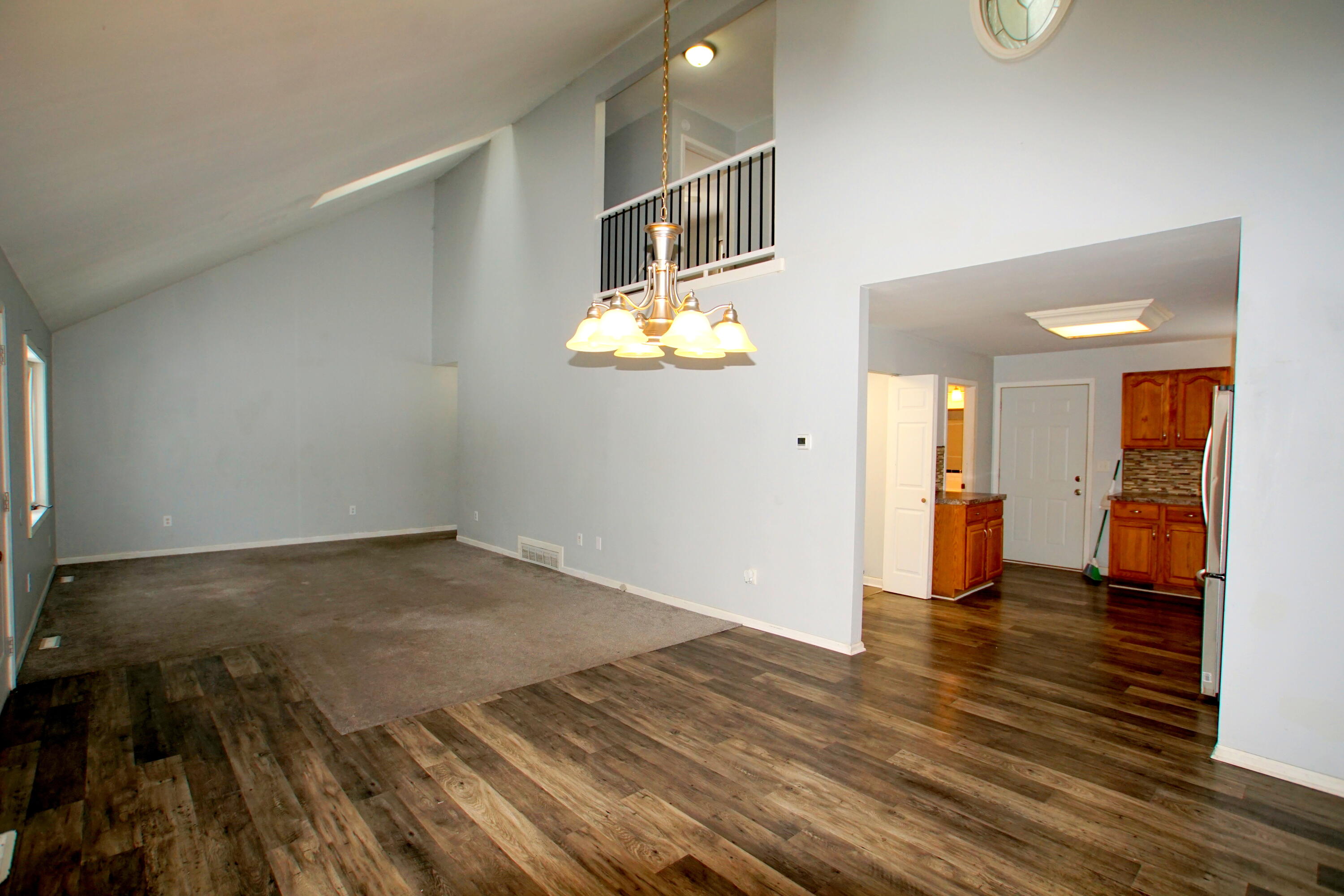 1987 Summerset Drive 1