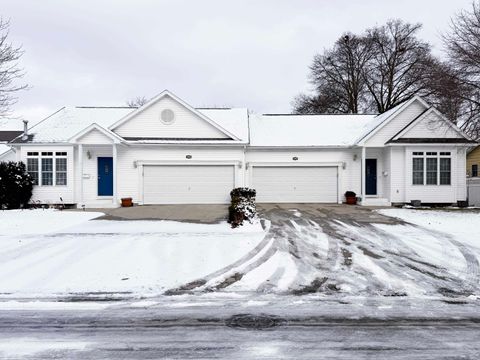 1005 & 1007 E Michigan Mt Pleasant City MI 48858