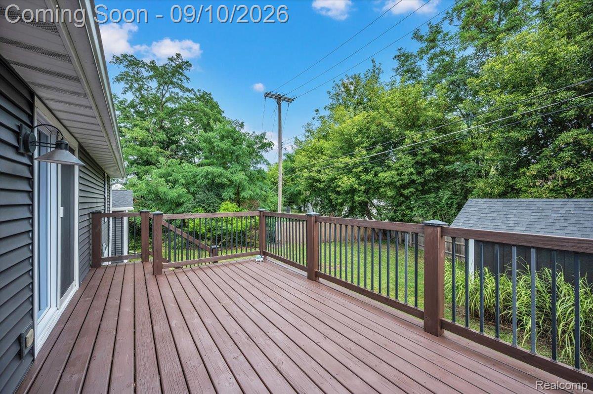 2131 Beechmont Street