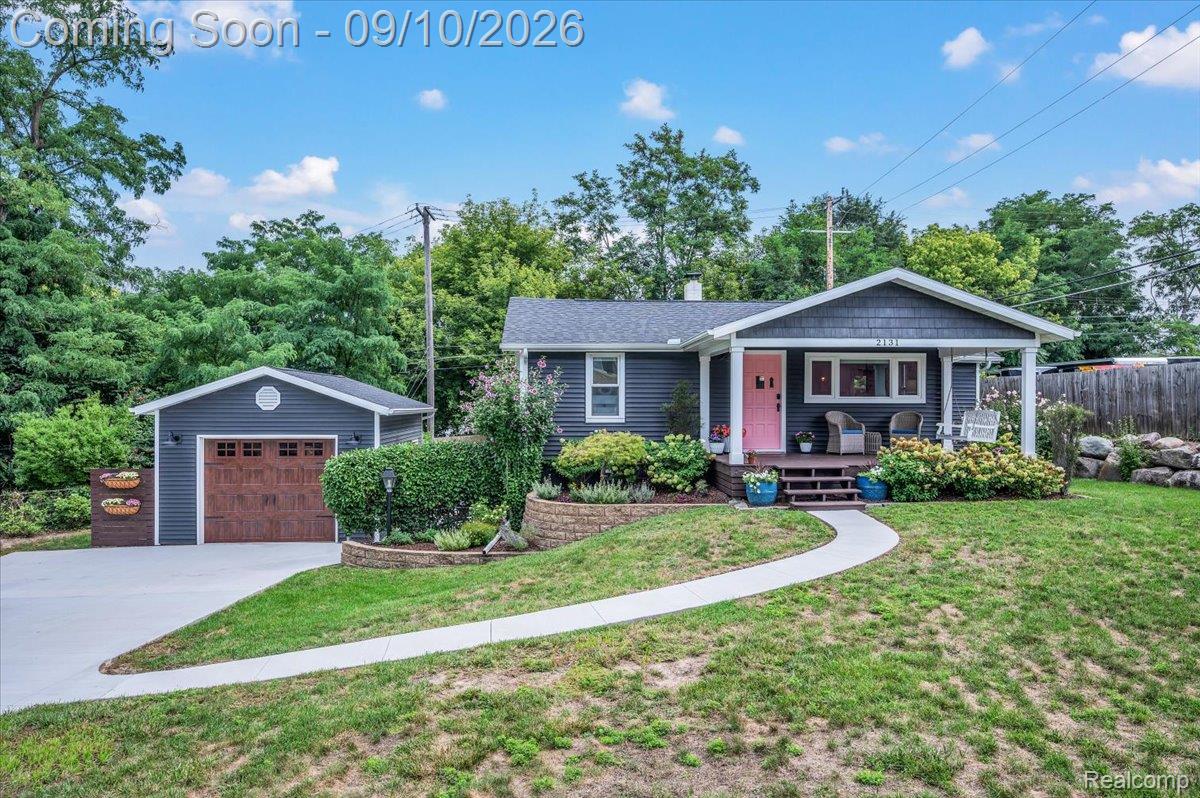 2131 Beechmont Street