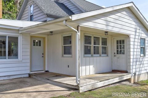 listing image 42