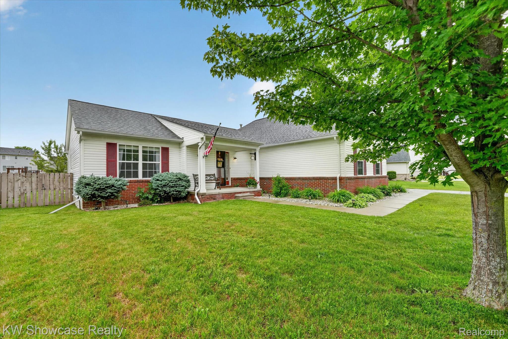 8196 Loon Lane