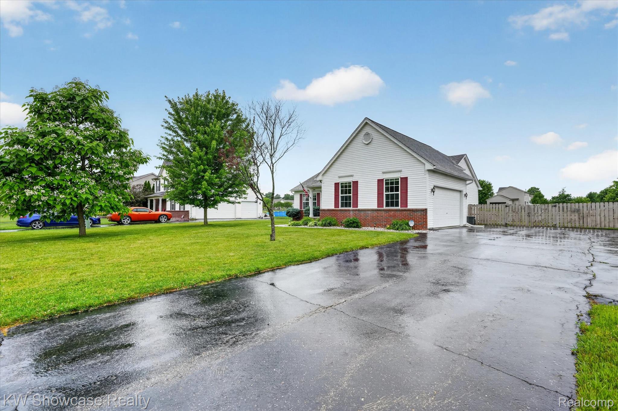 8196 Loon Lane