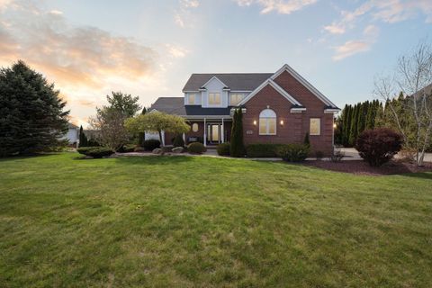 769 SADDLE CLUB Lane Hartland Township Livingston MI 48843