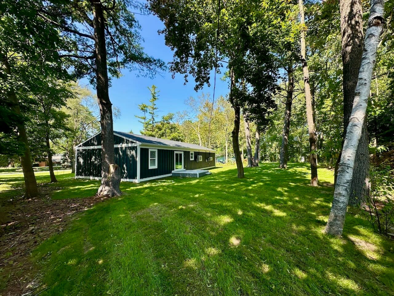 2588 E Greendale Drive