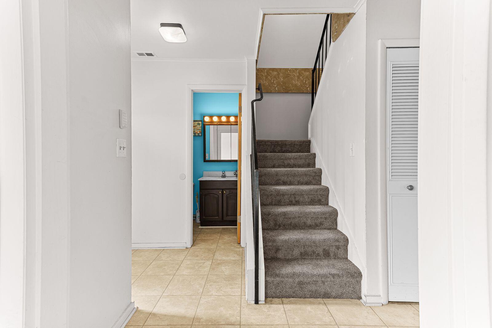 207 Astor Boulevard 18