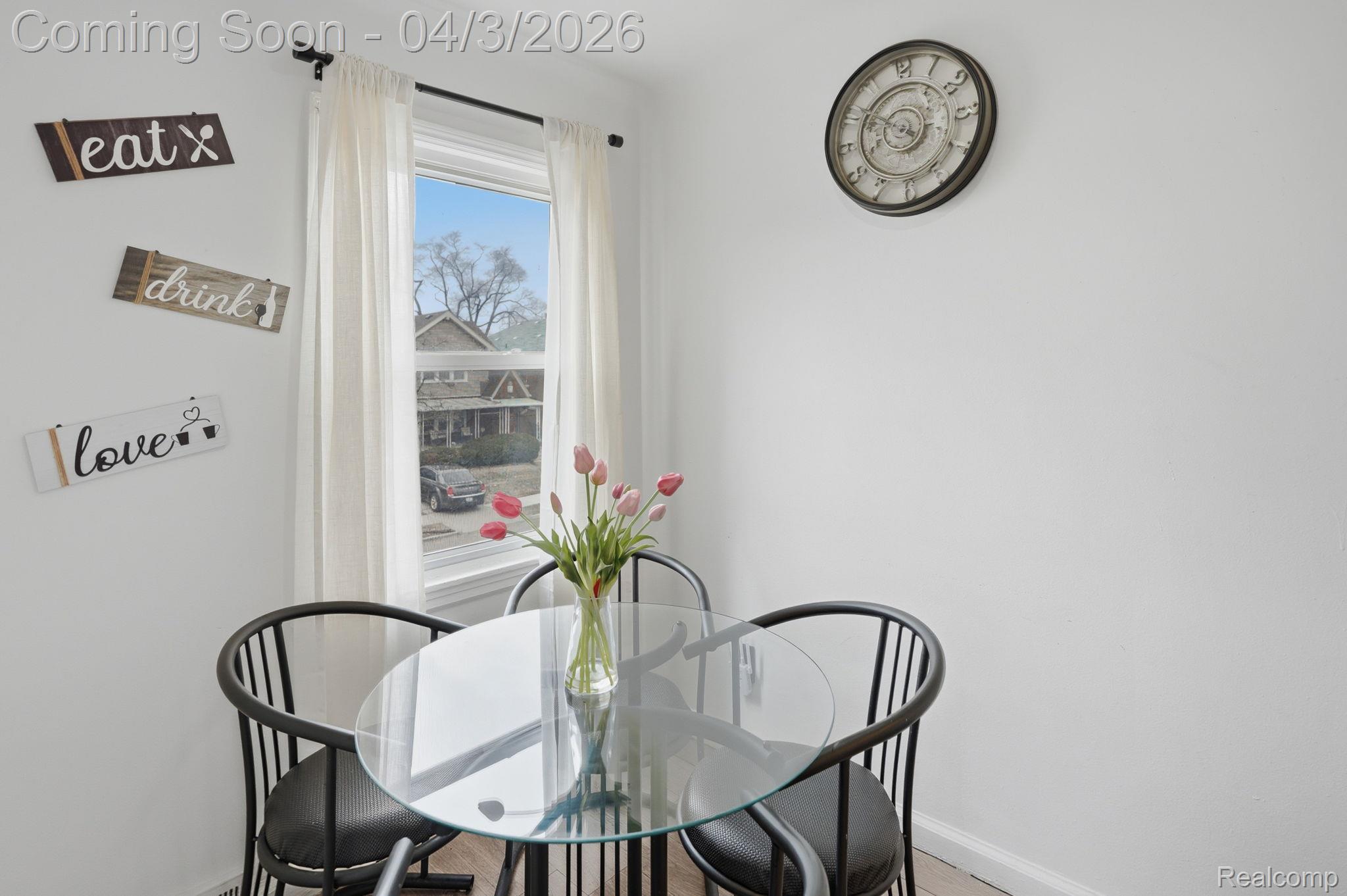 17132 Greenlawn Street