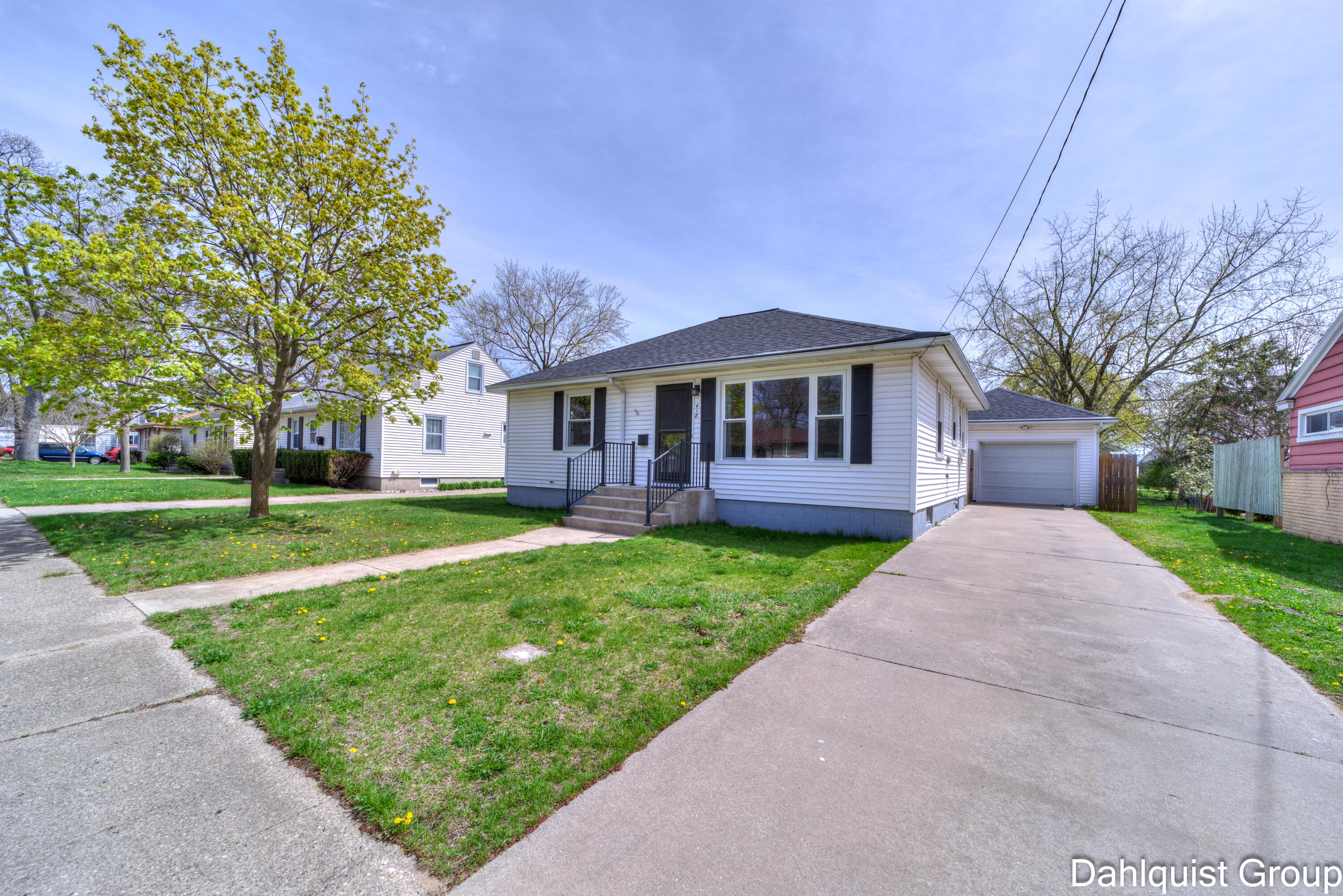 418 Straley Street
