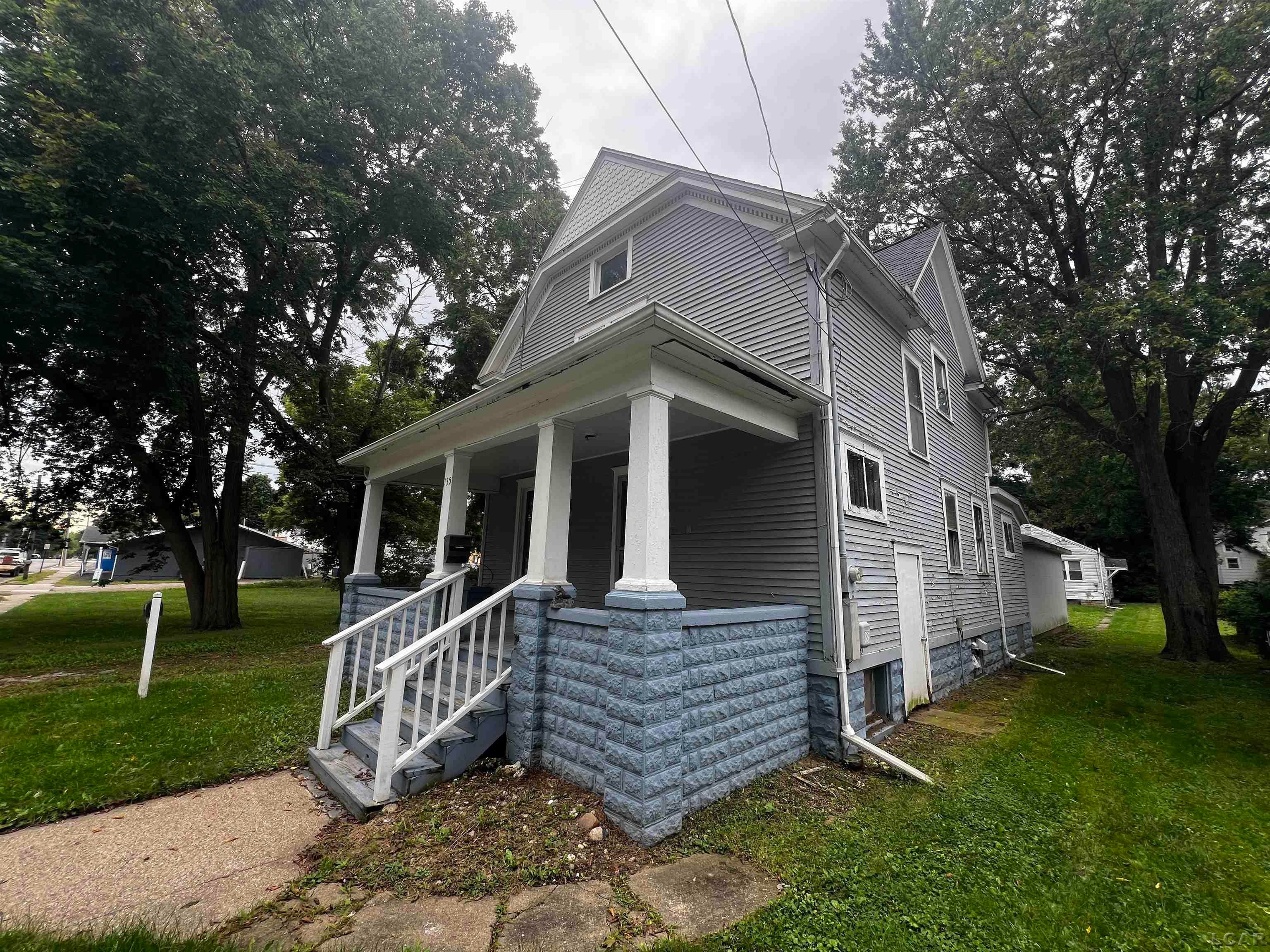135 N Mckenzie Street