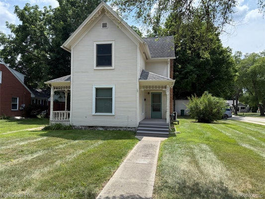 831 W MAIN ST, BRIGHTON, MI 48116 - Image 1d76d1dc28ee8b146fab5b17ce2308ca/446220655
