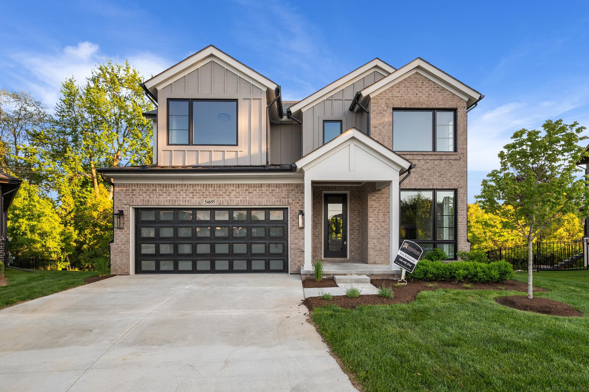 54695 Camden Court