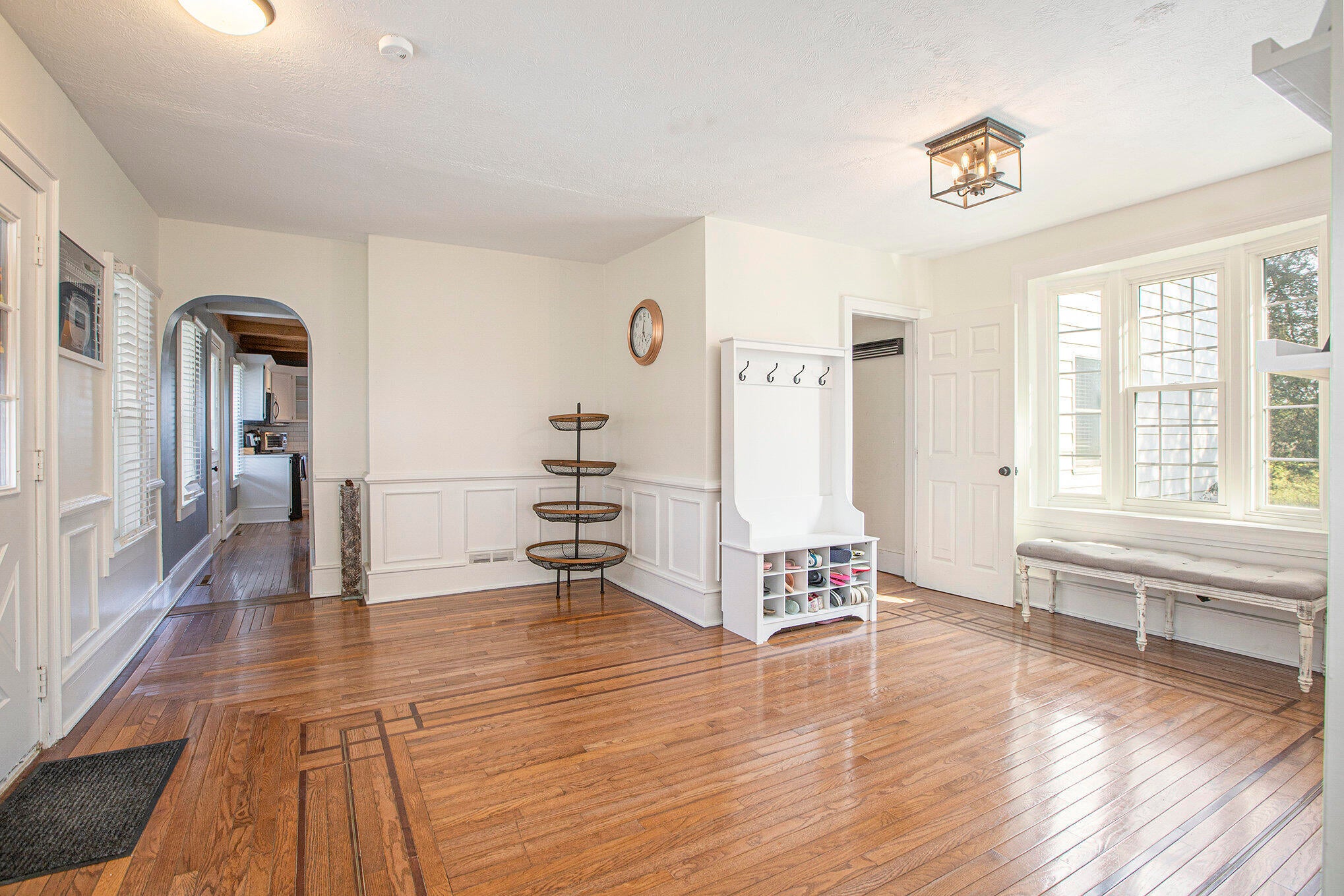 2960 Cedar Lake Road