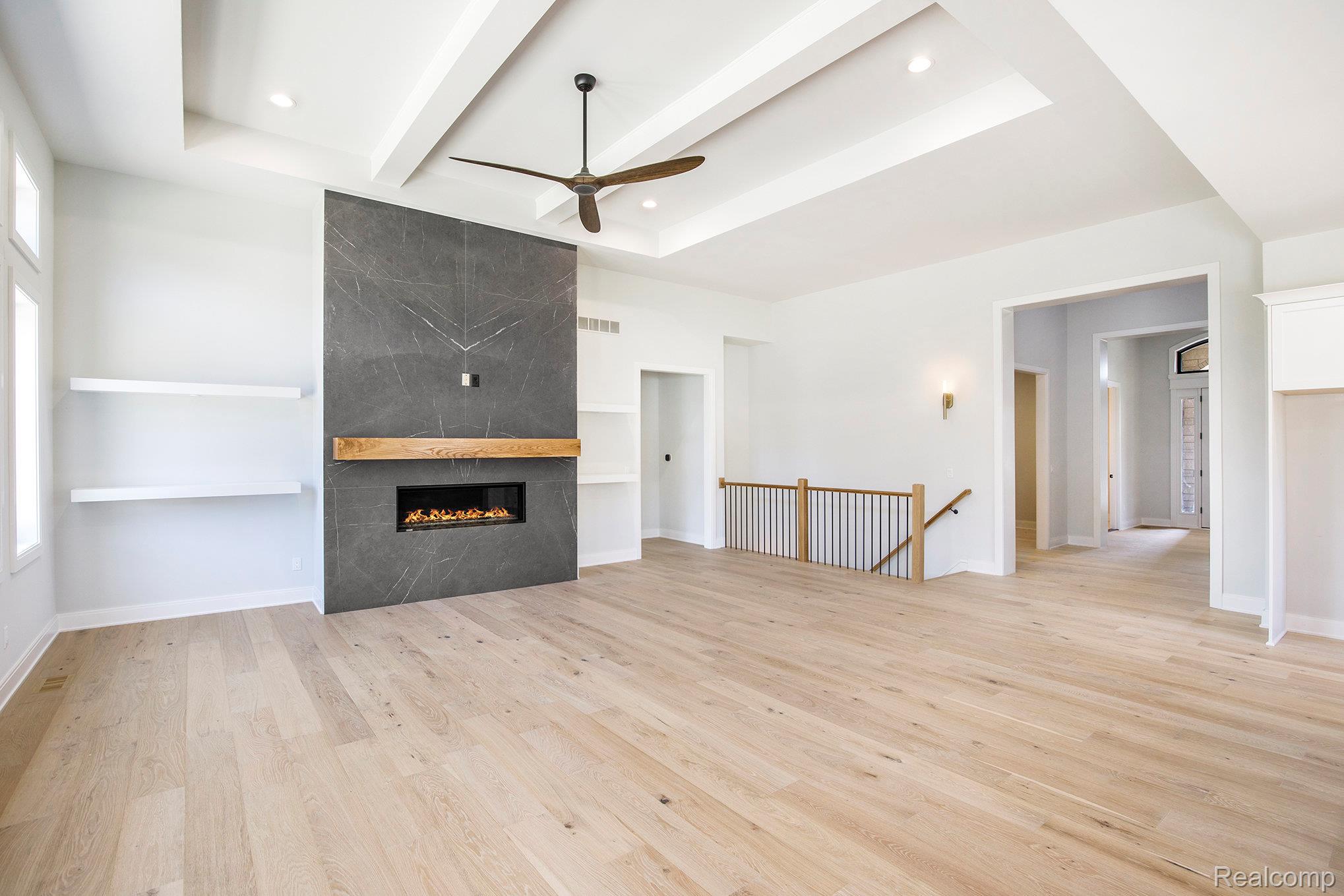 13851 Arthur Court