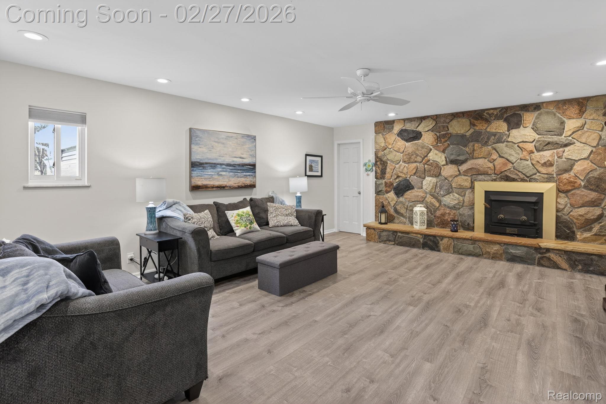 1448 N Genevieve Street