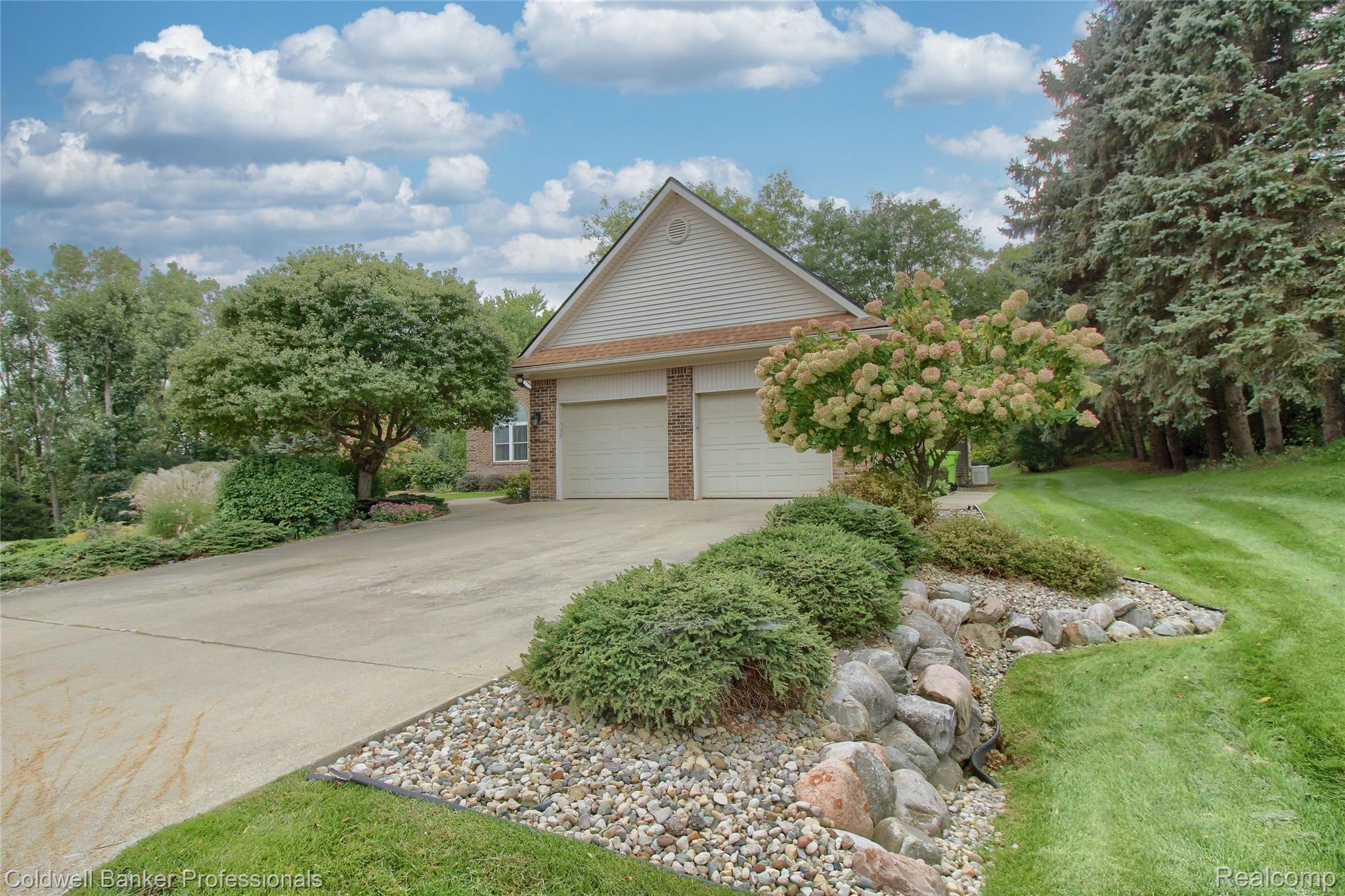 4717 Scots Way