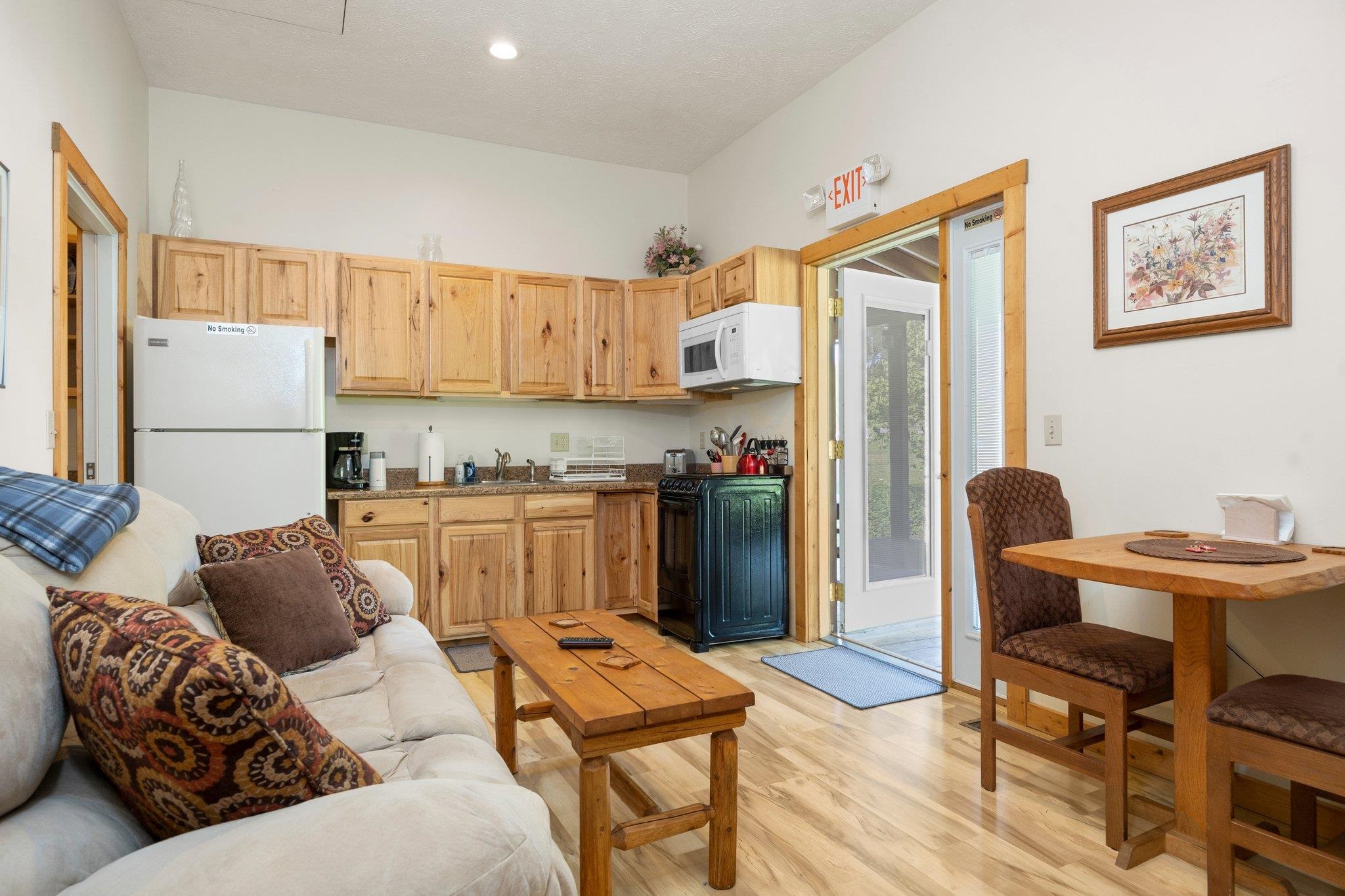 5046 S West Bay Shore