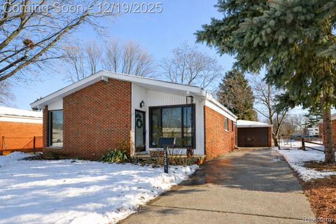 26284 Tawas Street Madison Heights City MI 48071