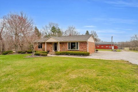 25060 MILFORD Road Lyon Charter Township MI 48178