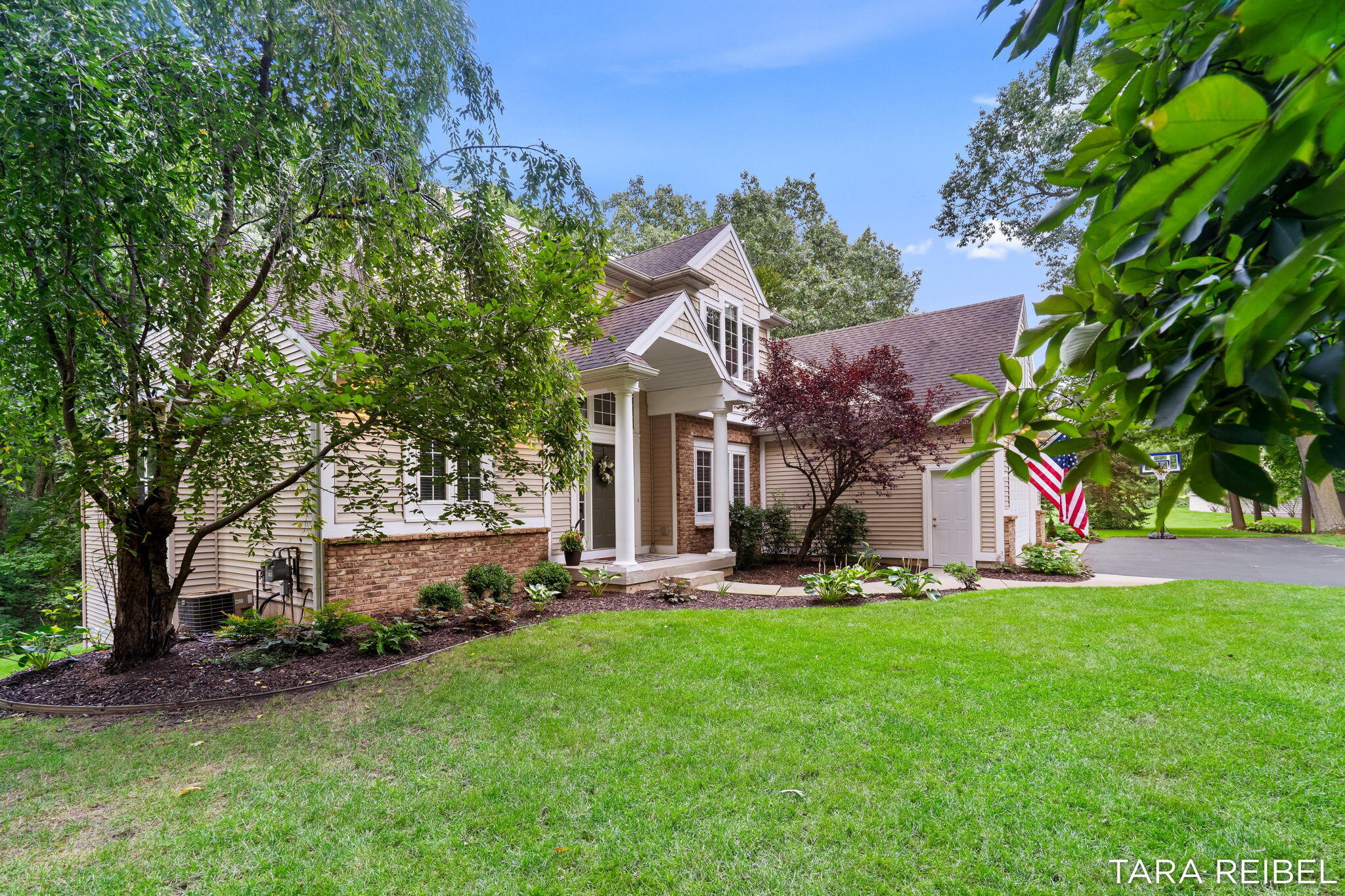 4320 Trail East Drive NE