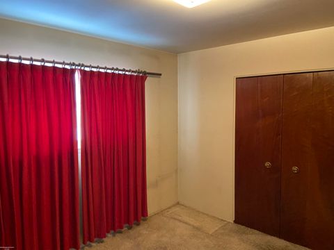 A home in RosevilleCity_Macomb