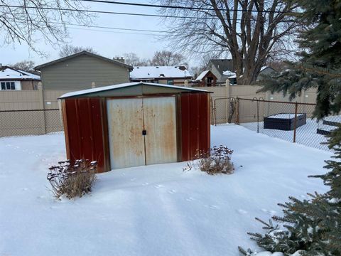 A home in RosevilleCity_Macomb